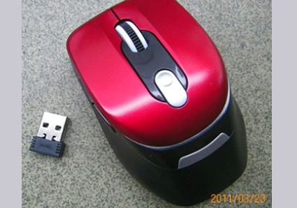 Une souris optique Bluetooth sans fil